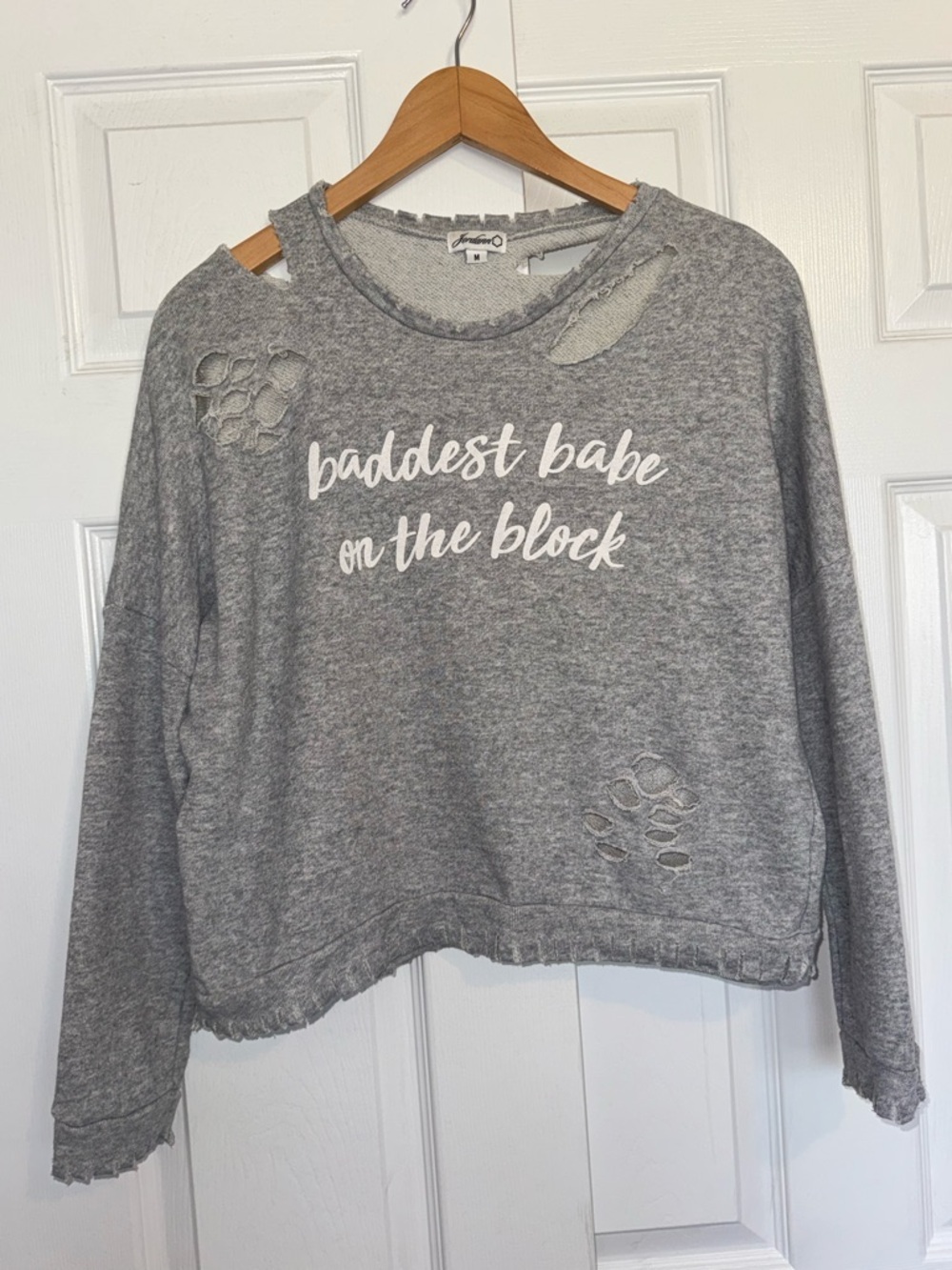 Jordann Distressed Cropped Sweatshirt “Baddest Babe” Graphic Gray Raw Hem M